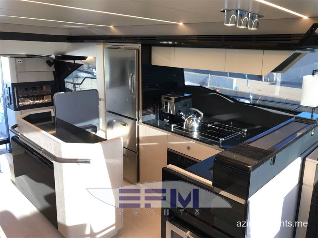 Azimut 66
