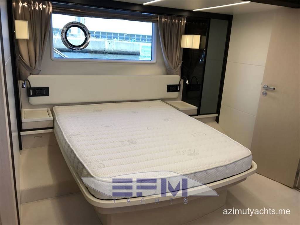 Azimut 66