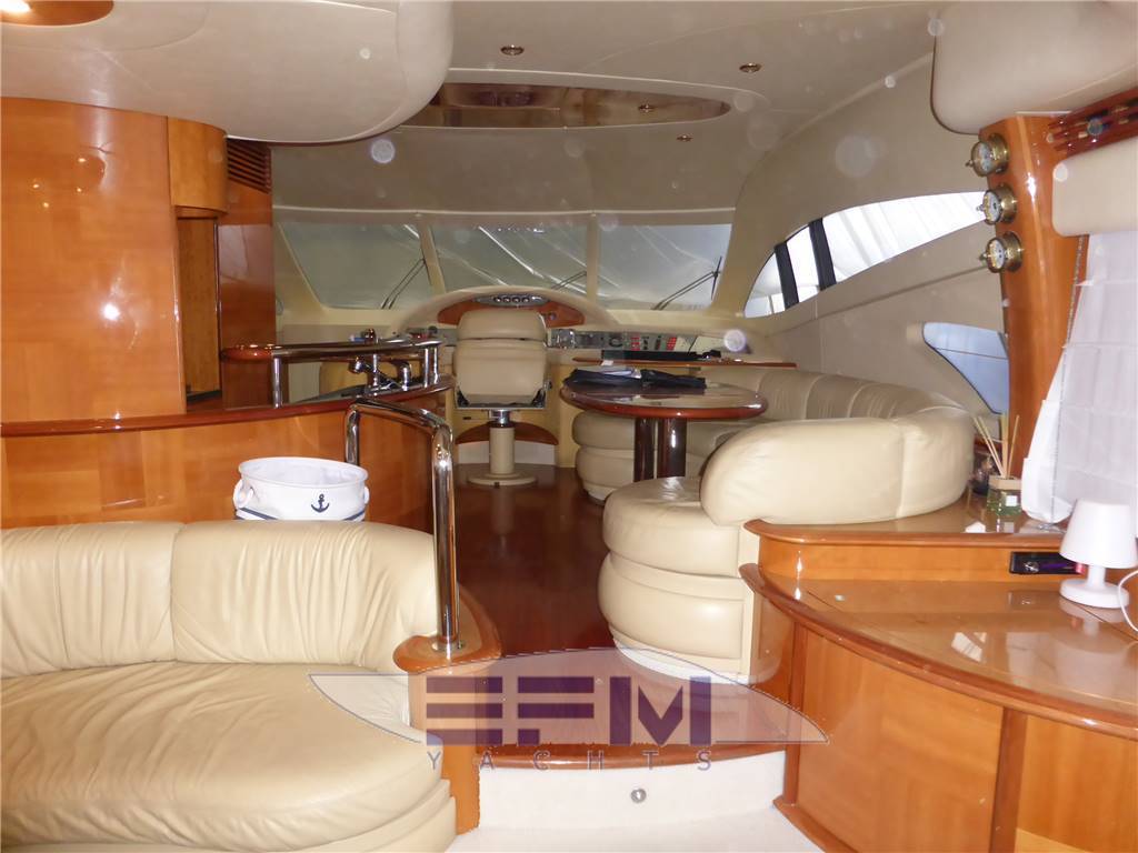 Azimut 62 fly