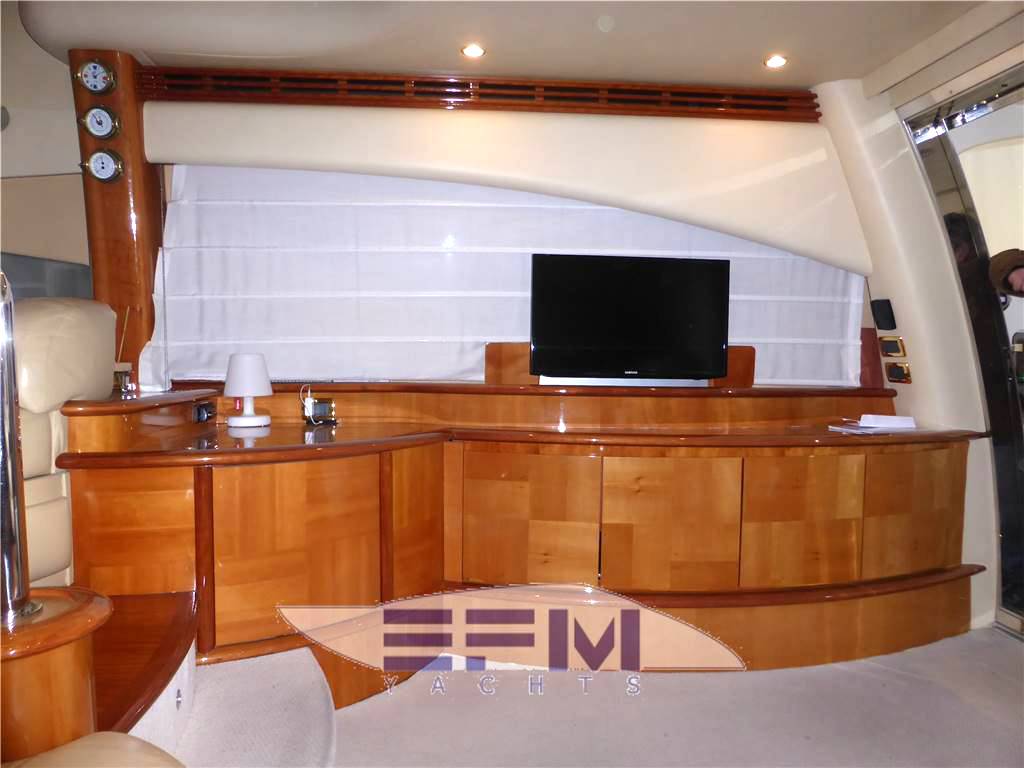Azimut 62 fly