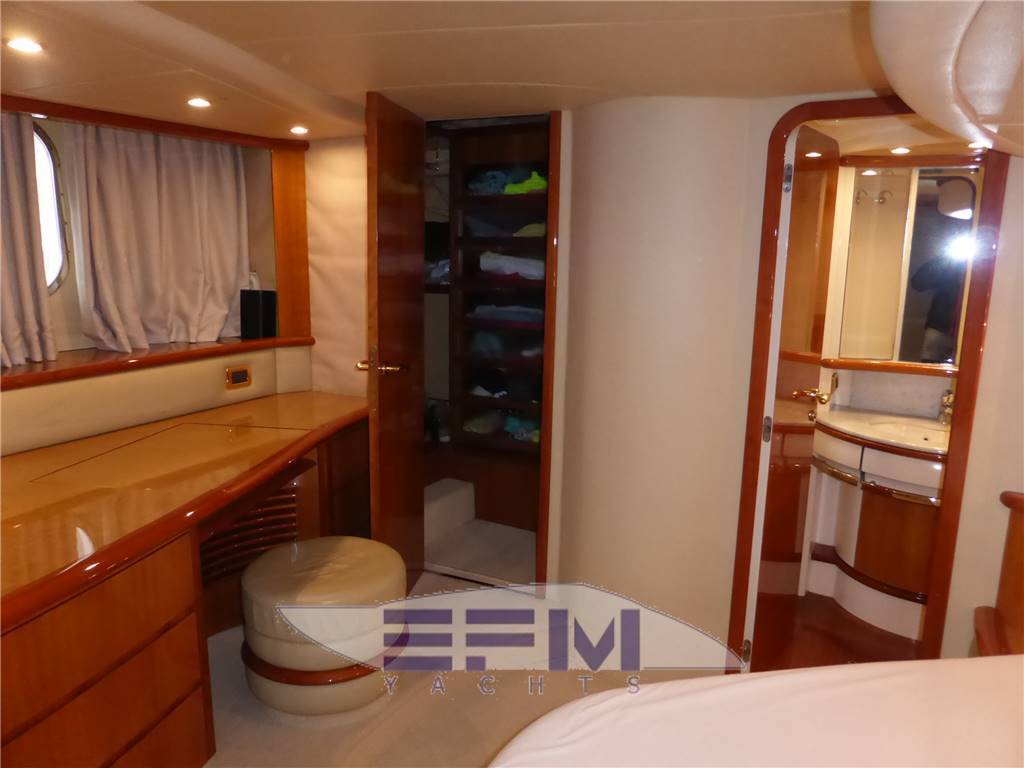 Azimut 62 fly