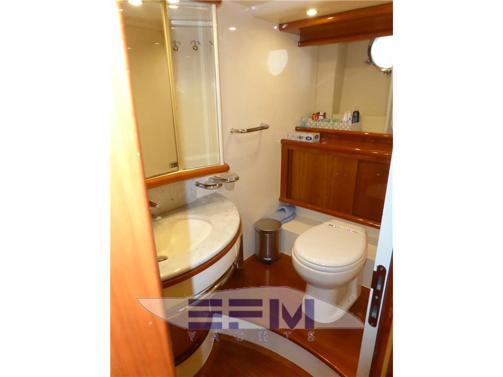 Azimut 62 fly