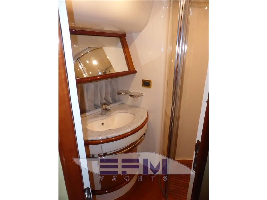 Azimut 62 fly