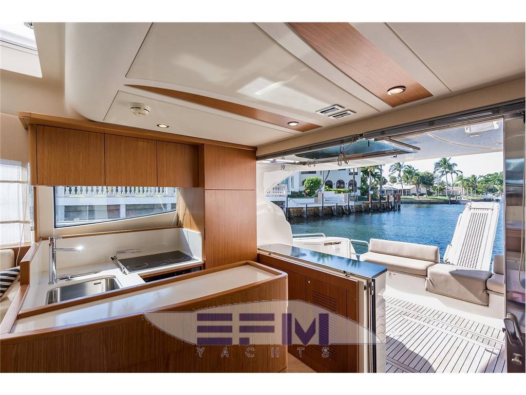 Ferretti 510