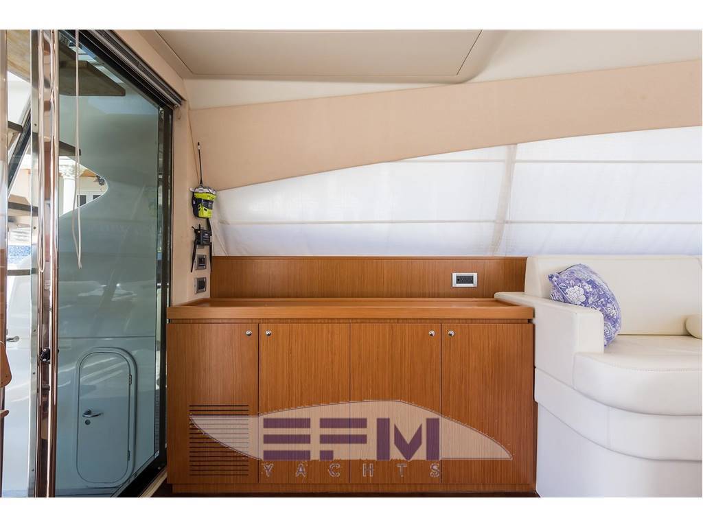 Ferretti 510