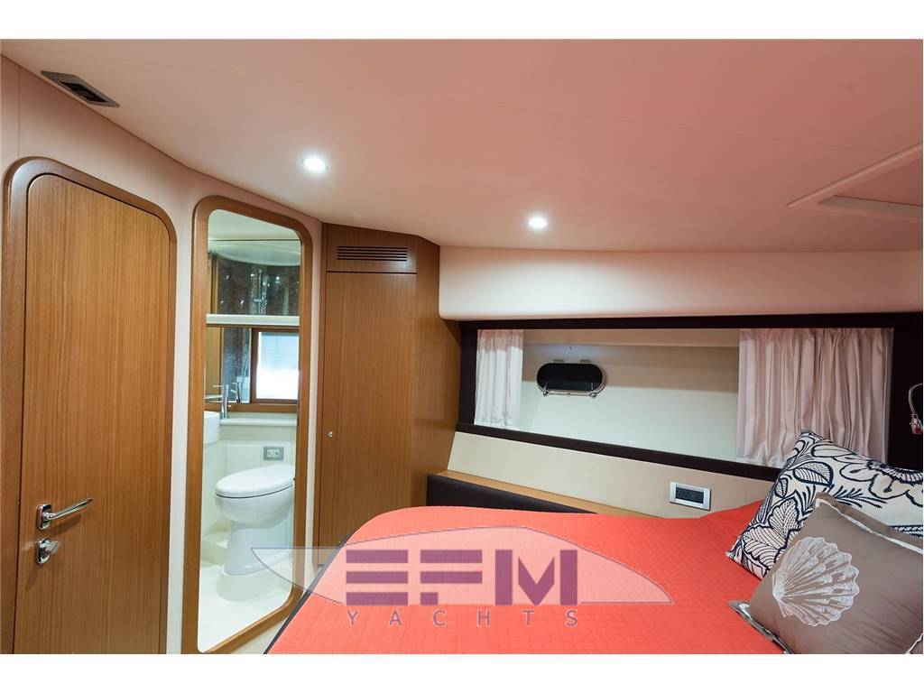 Ferretti 510