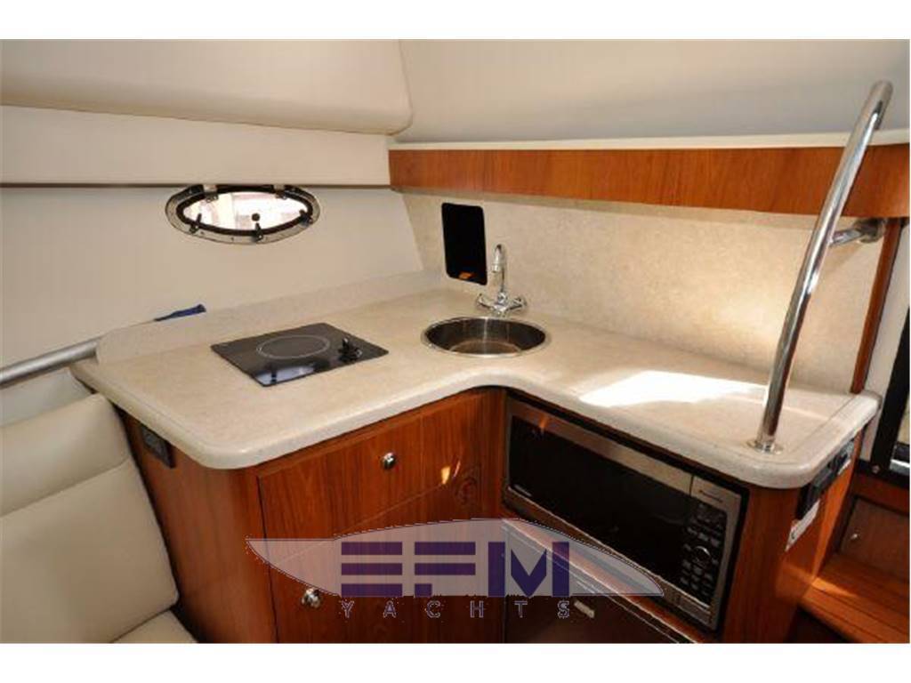 Tiara 3000 open