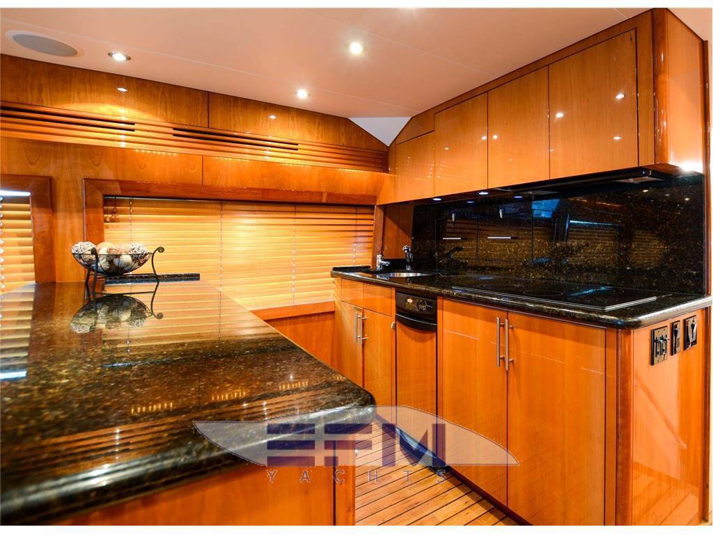 Hatteras 64 convertible