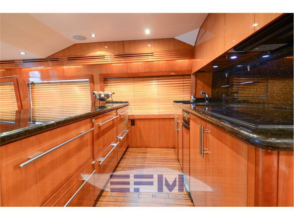 Hatteras 64 convertible