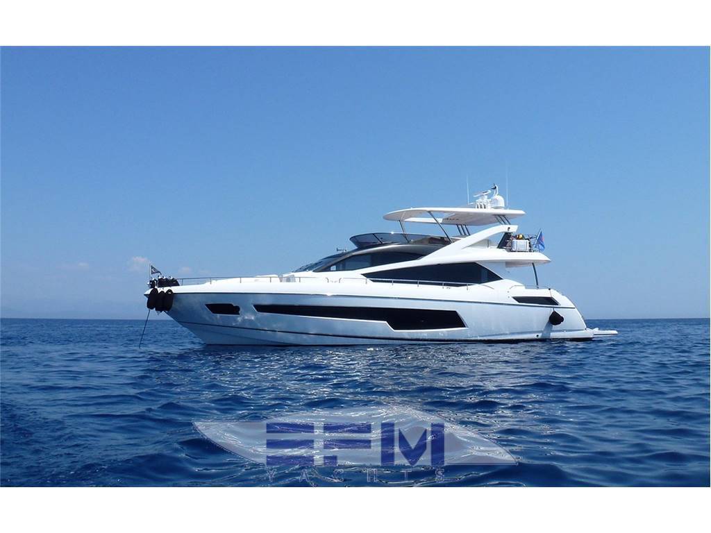Sunseeker 75 yacht
