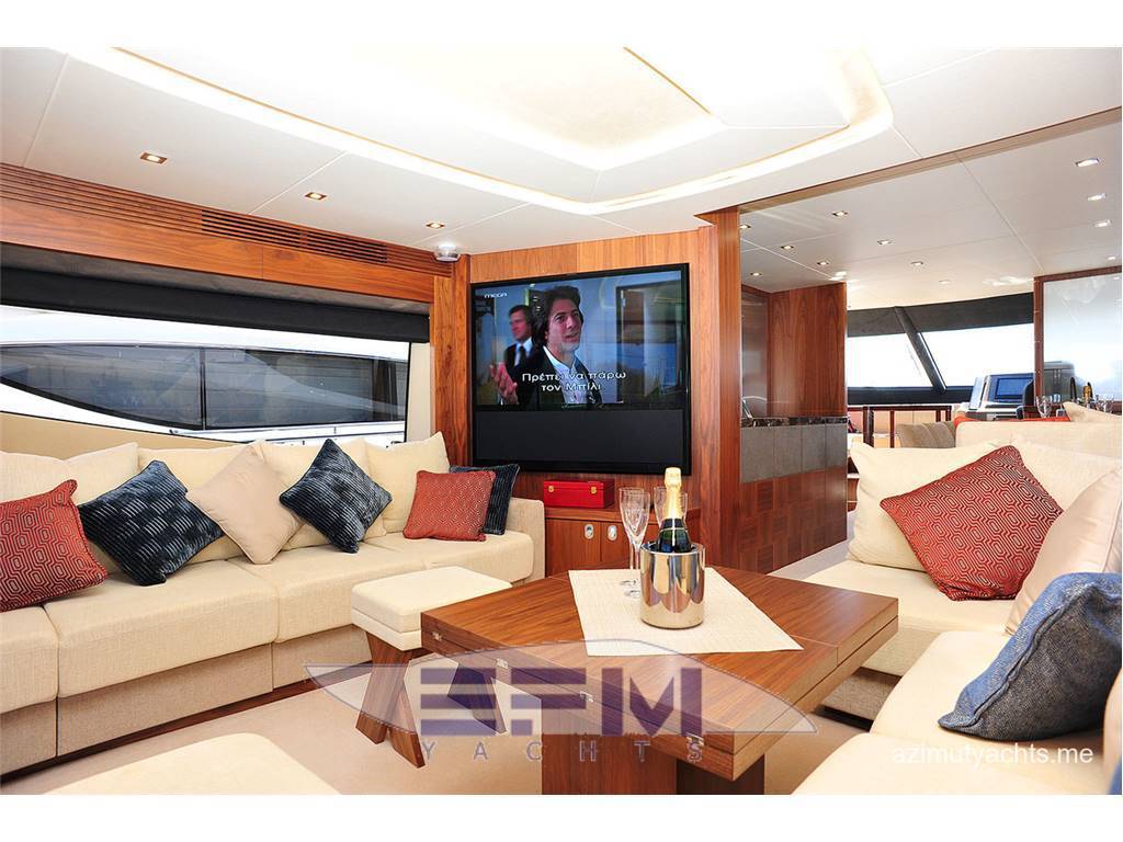 Sunseeker 75 yacht