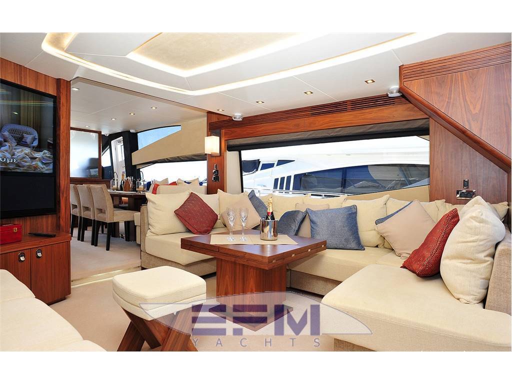 Sunseeker 75 yacht