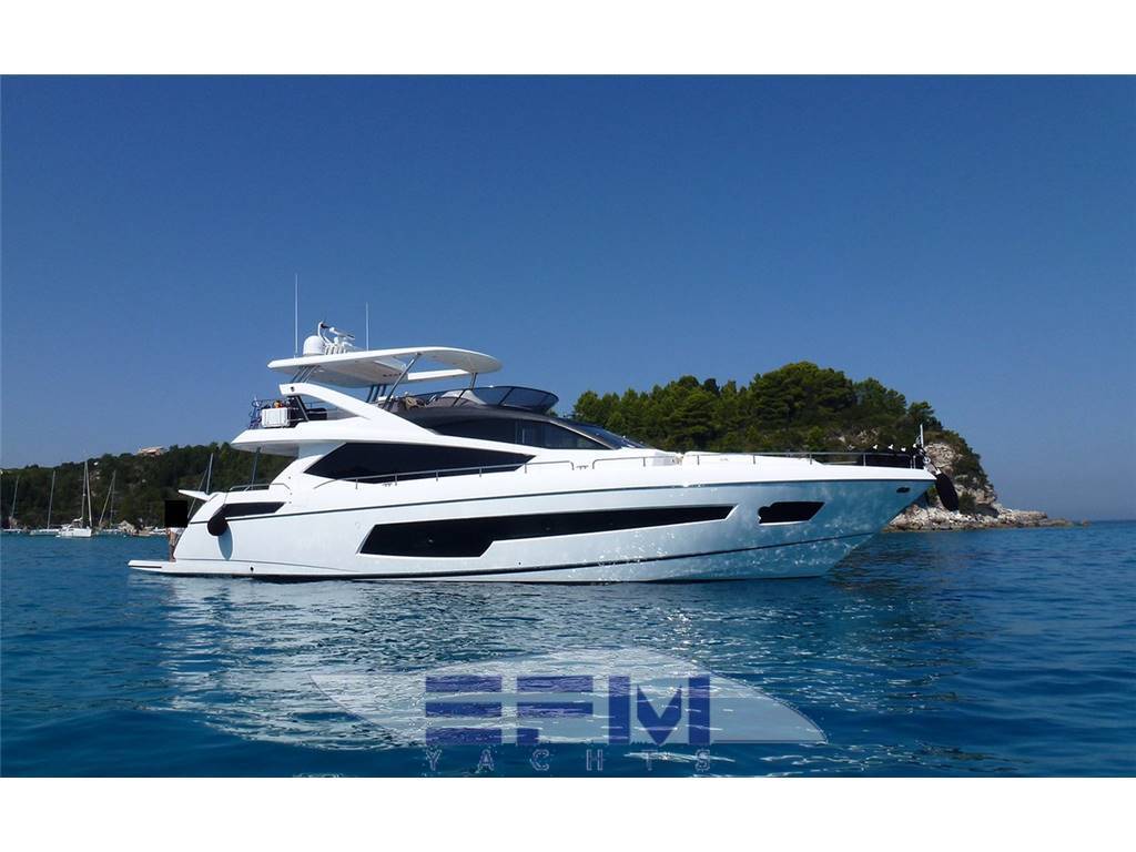 Sunseeker 75 yacht