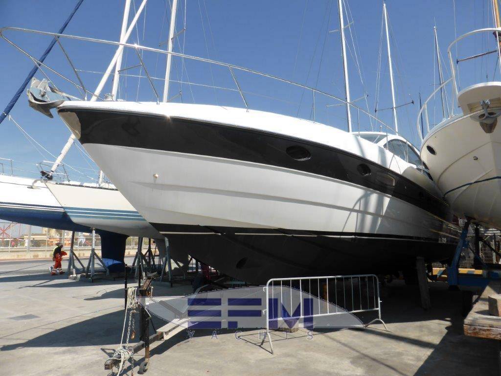 Pershing 46