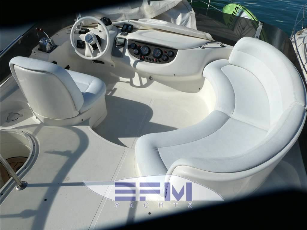 Azimut Az 39