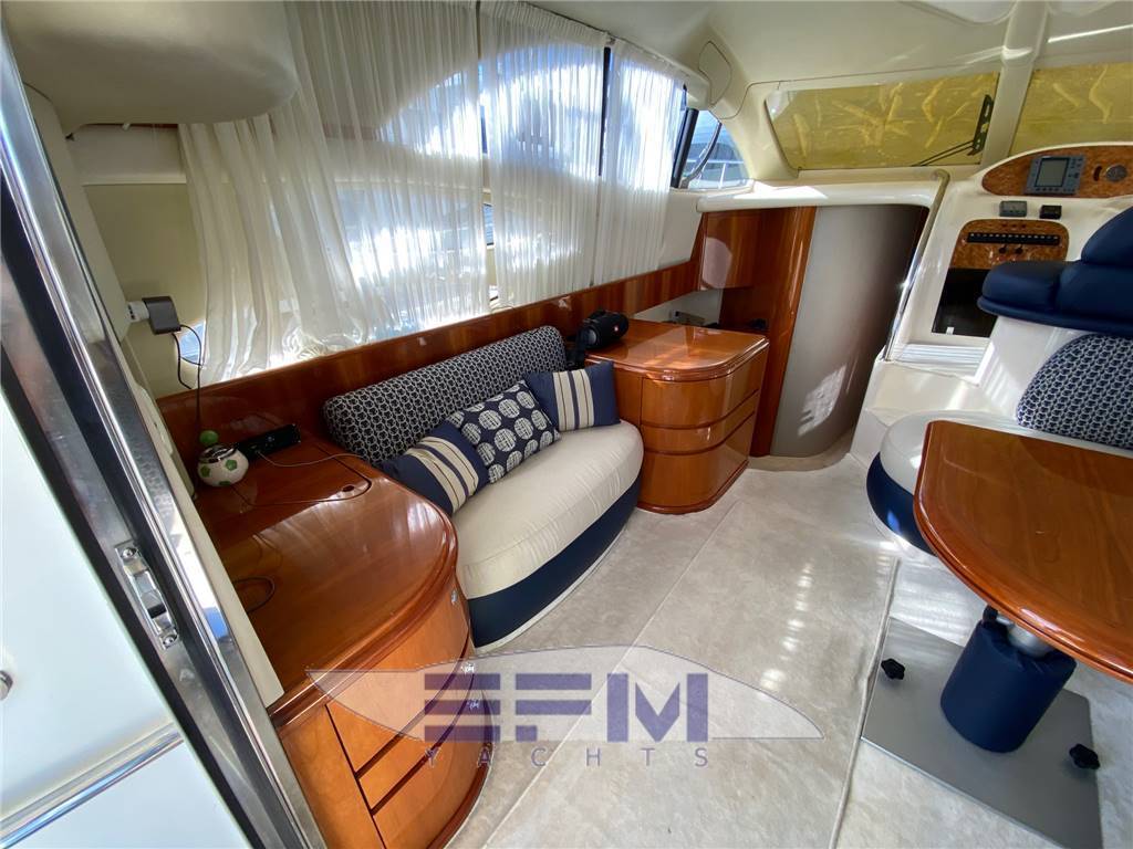 Azimut Az 39
