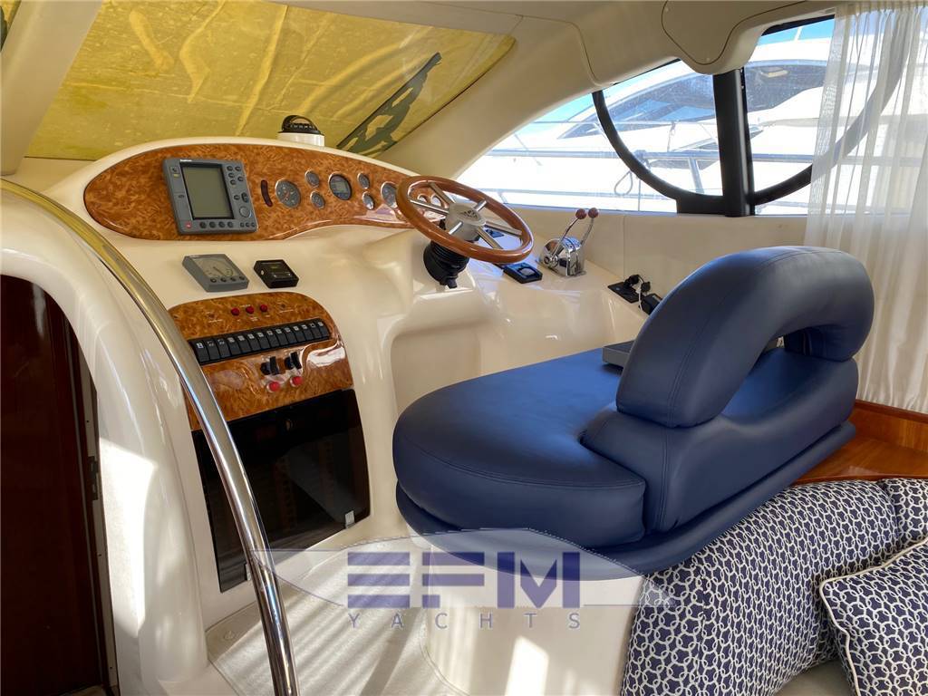 Azimut Az 39