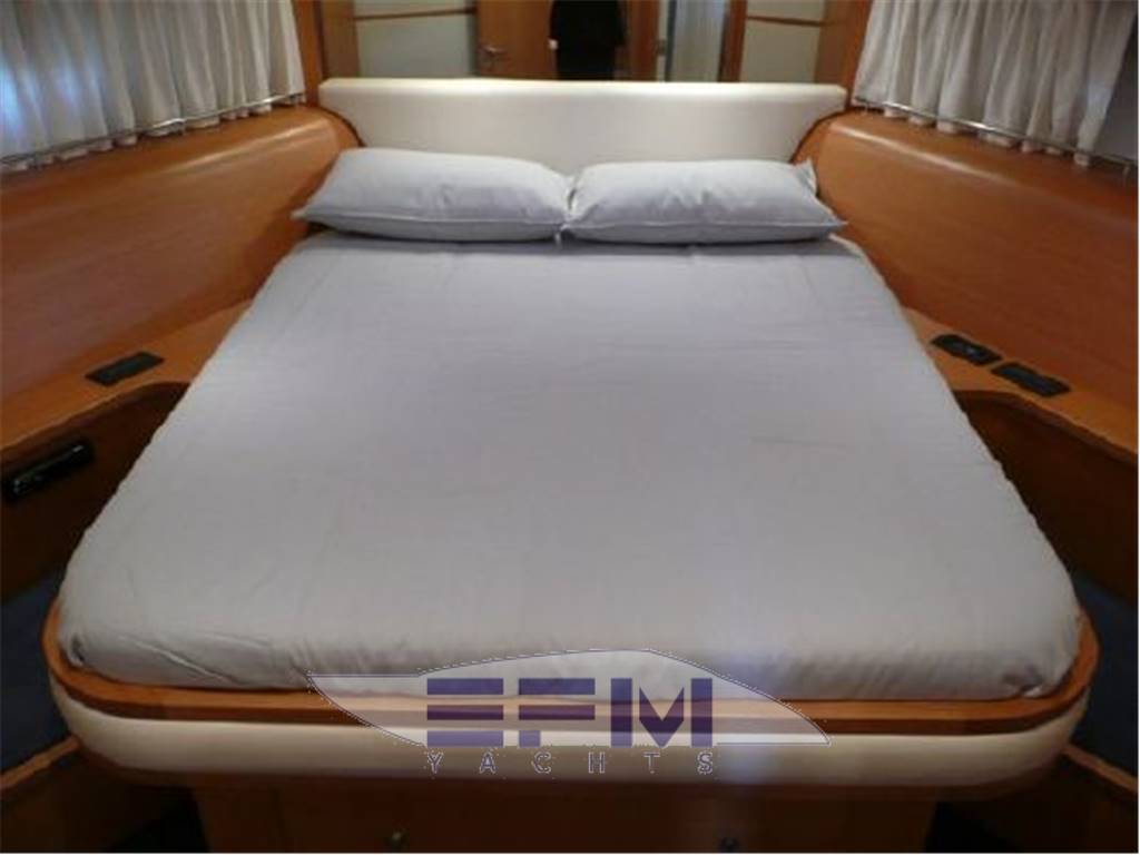 Uniesse 48 ht