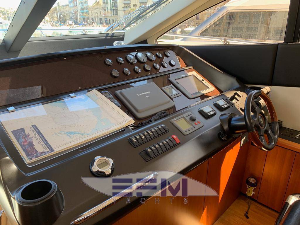 Sunseeker Predator 62