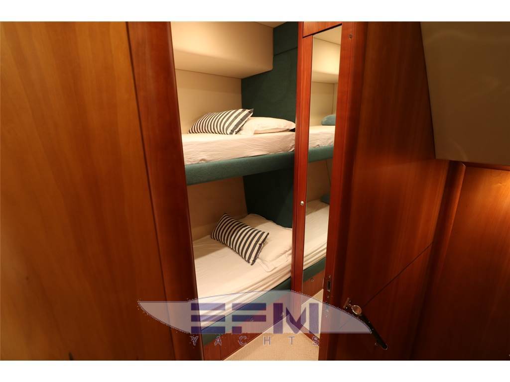 Sunseeker Predator 62