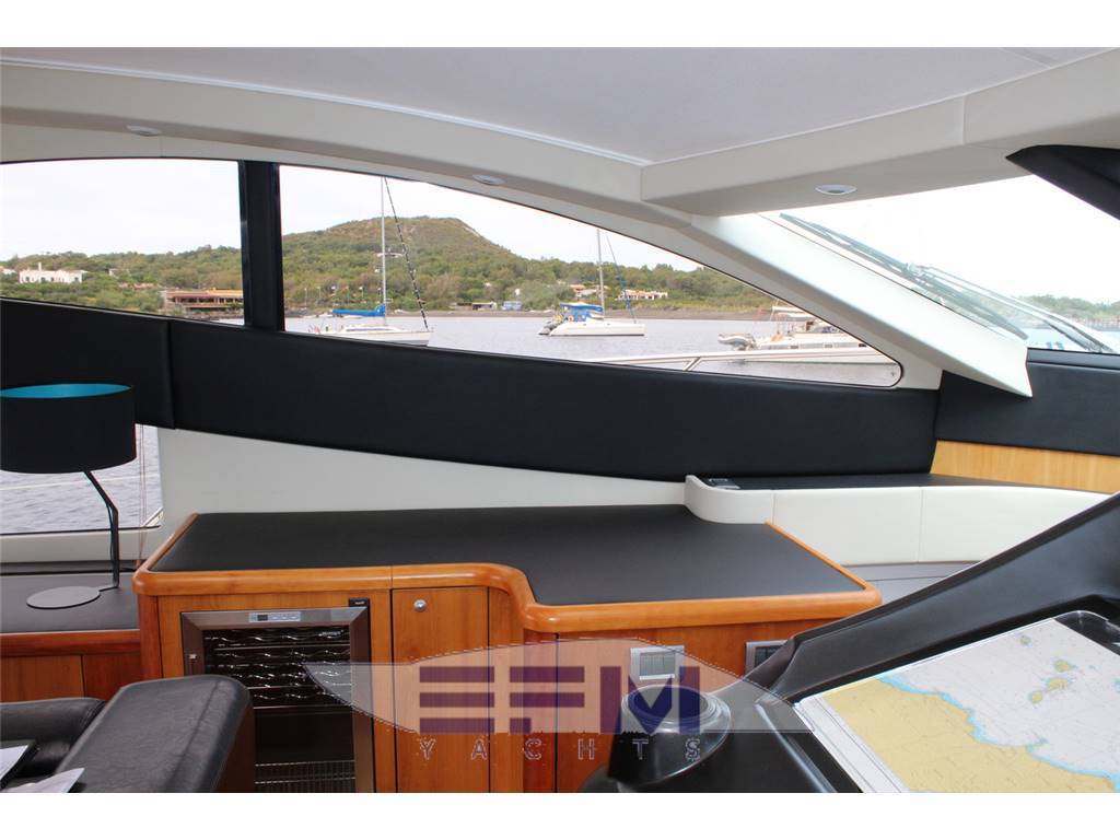 Sunseeker Predator 62