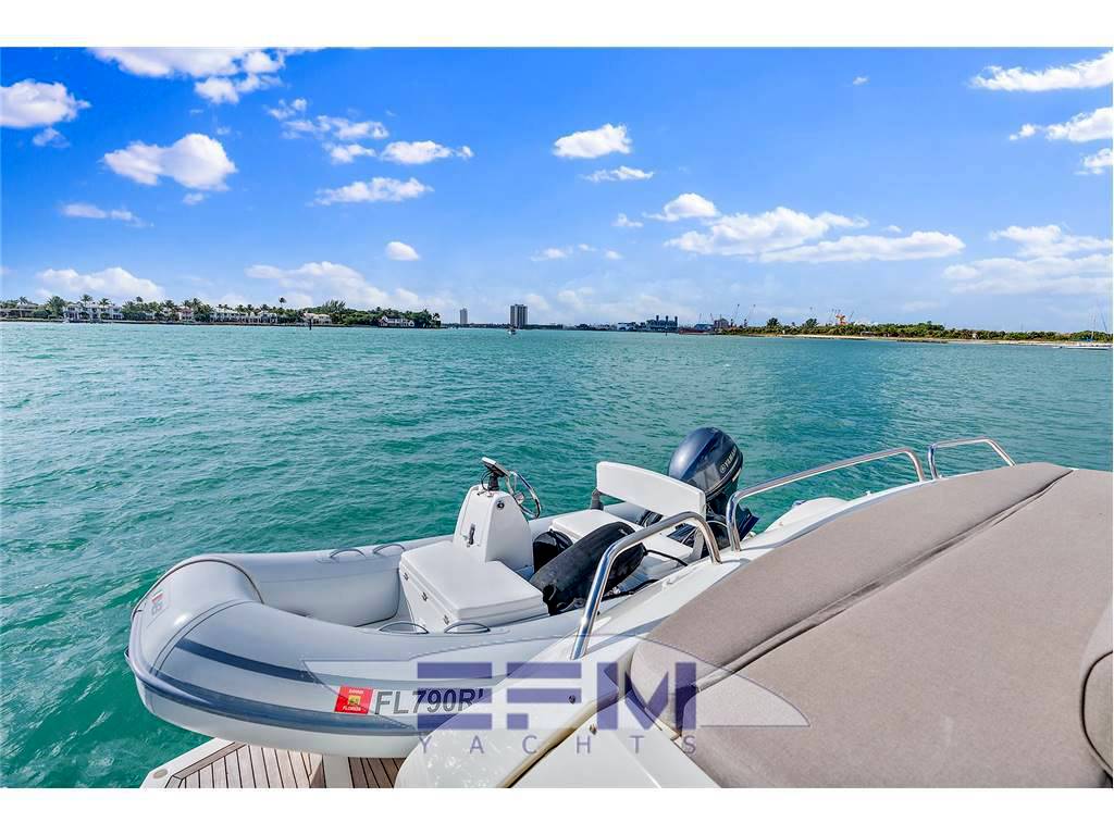 Sunseeker Predator 62