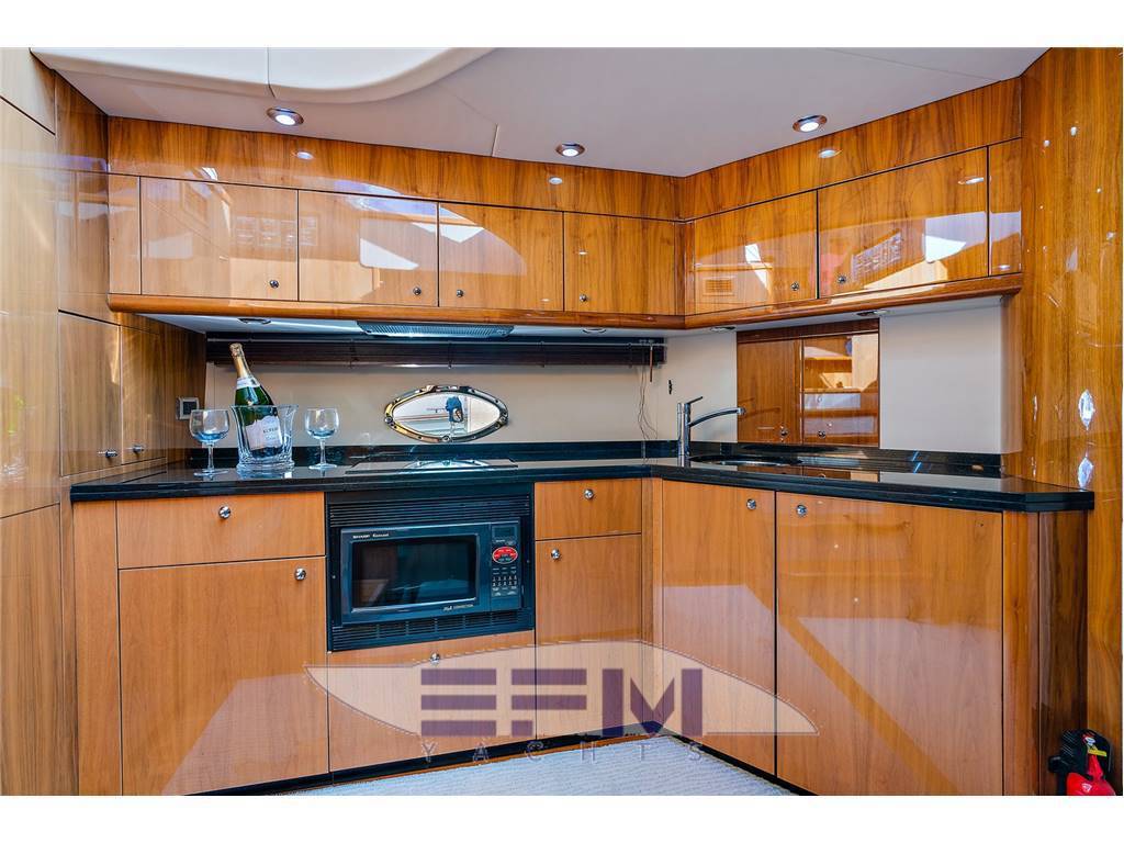 Sunseeker Predator 62