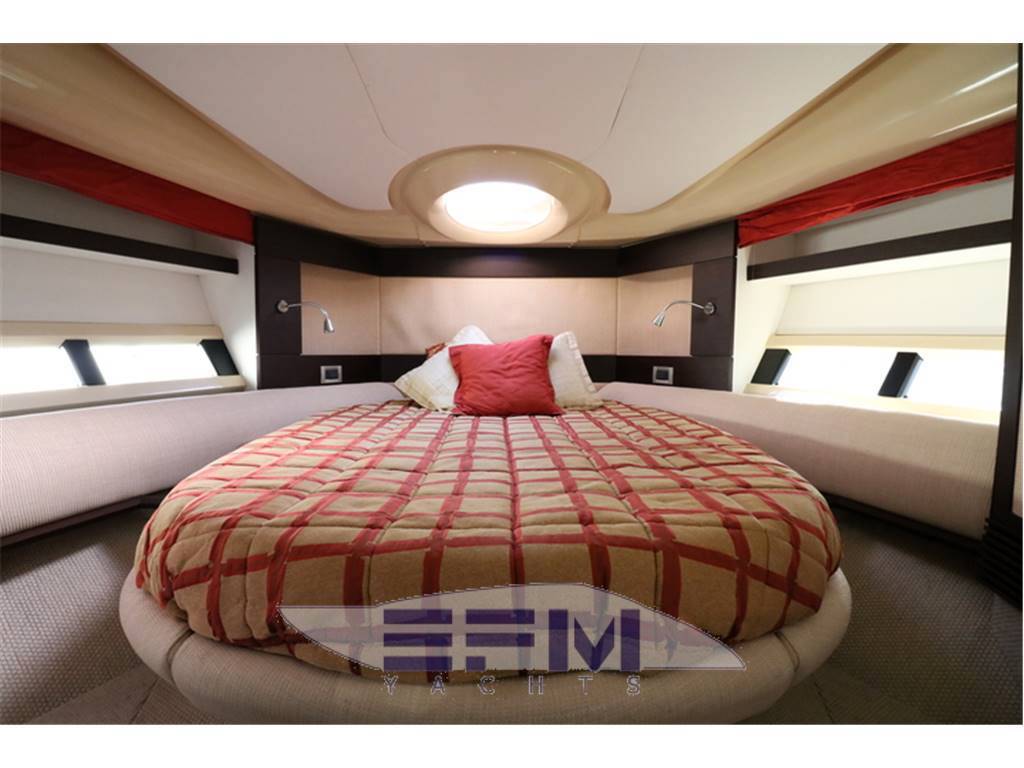 Azimut 43 s