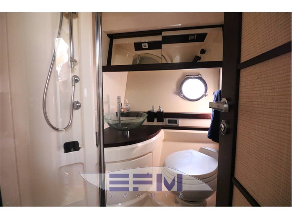 Azimut 43 s