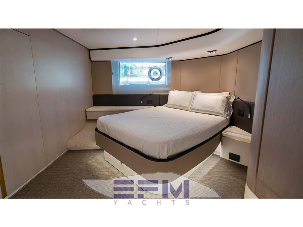 Azimut 55 fly