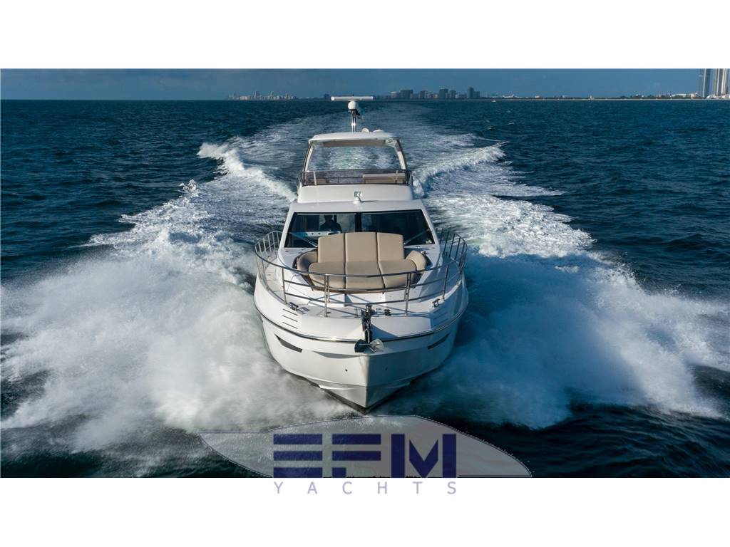 Azimut 55 fly