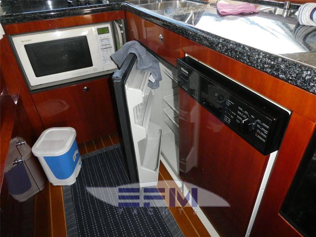 Fairline Phantom 50