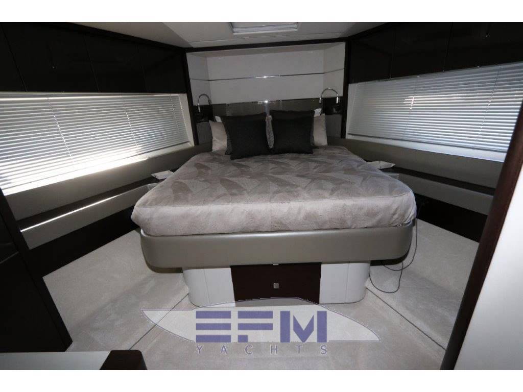 Sunseeker Predator 74