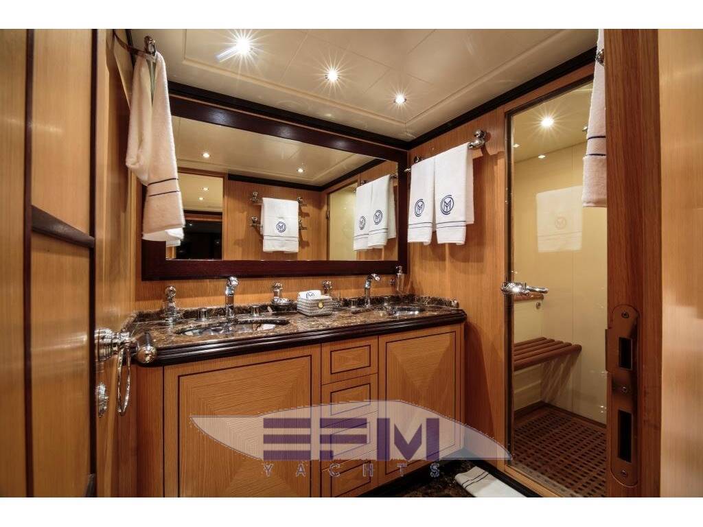 Overmarine Mangusta 92