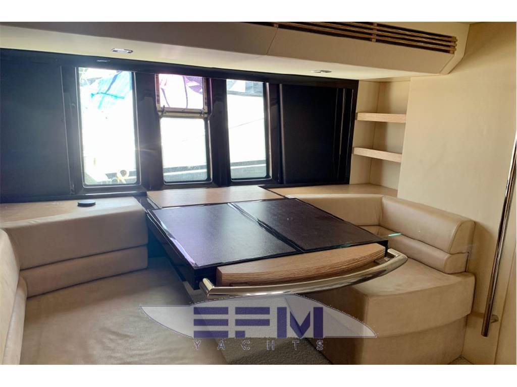 Azimut benetti 58 fly