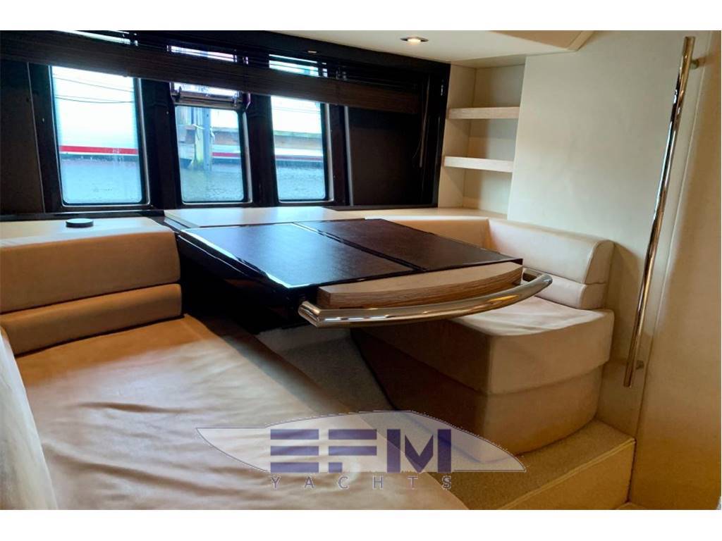 Azimut benetti 58 fly