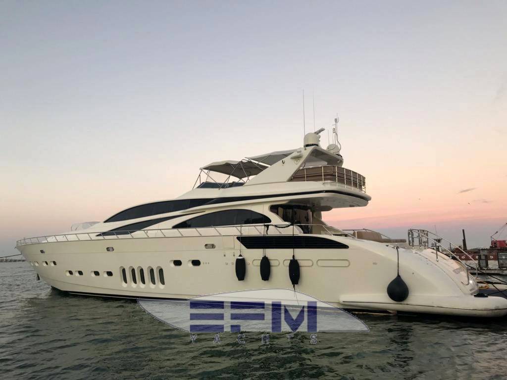 Cantiere navale arno Leopard 32