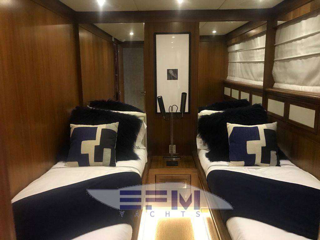 Cantiere navale arno Leopard 32