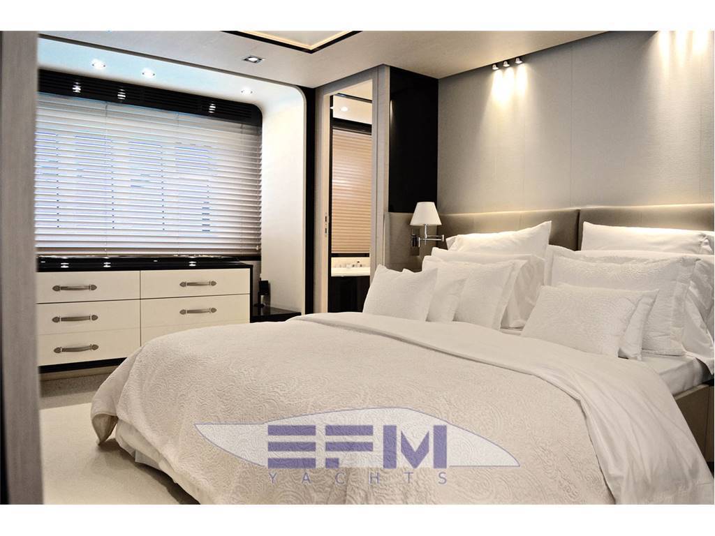 Azimut 80
