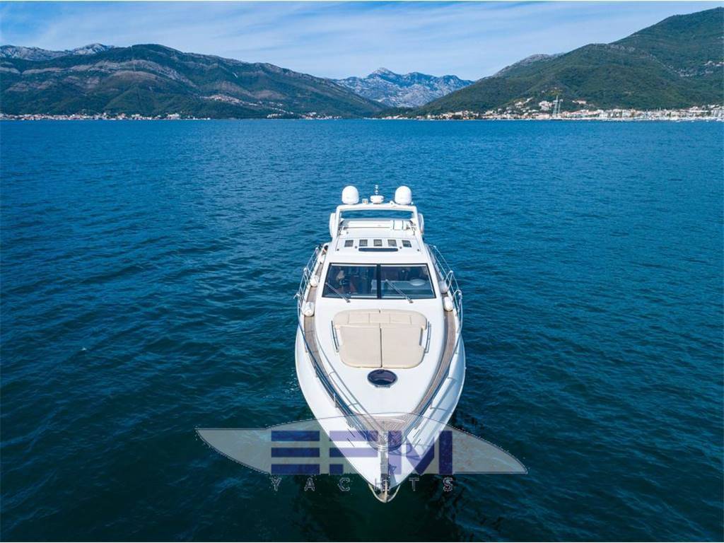 Azimut 68 s