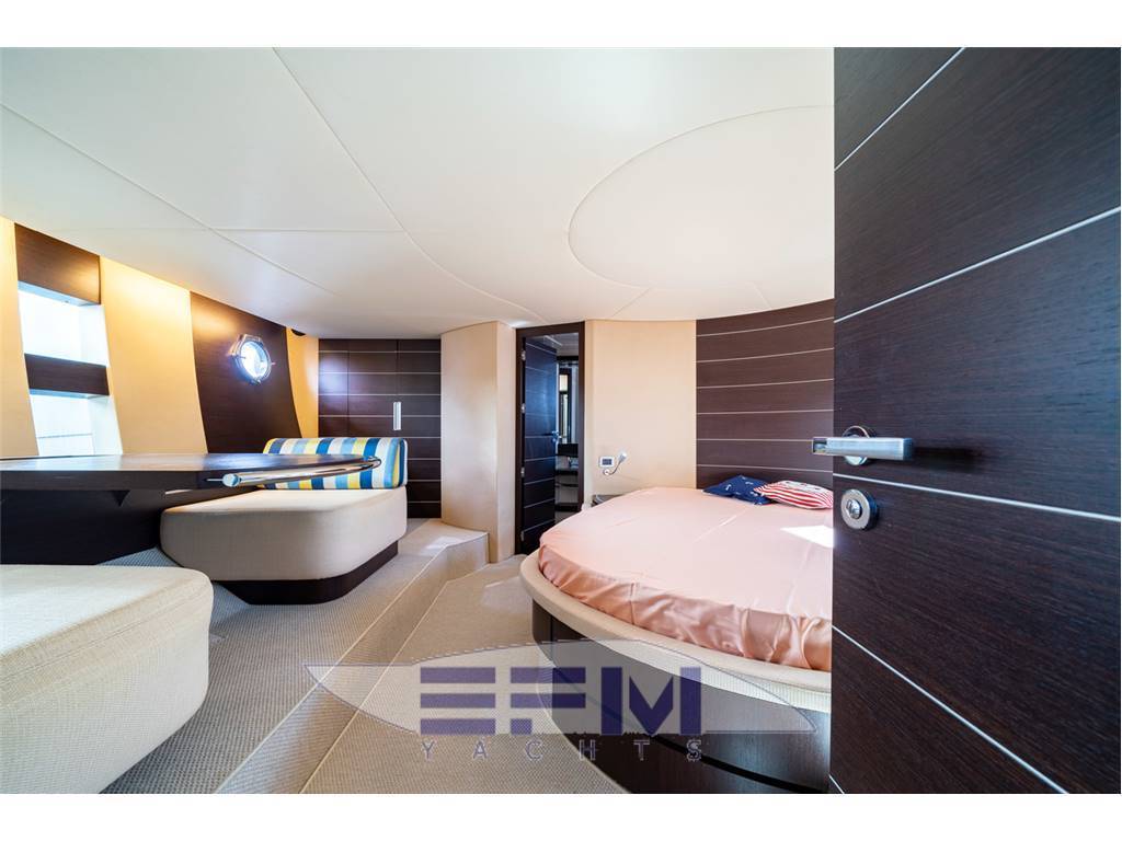 Azimut 68 s