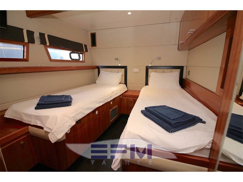 Fountaine pajot Queensland 55