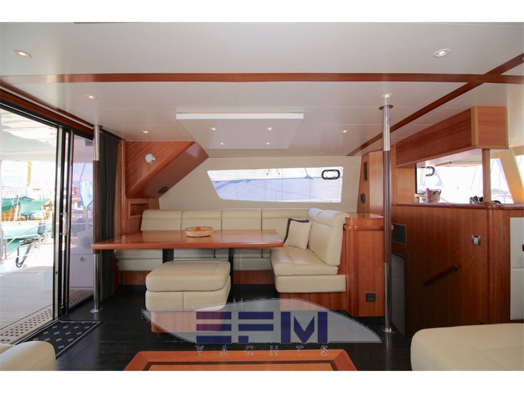 Fountaine pajot Queensland 55