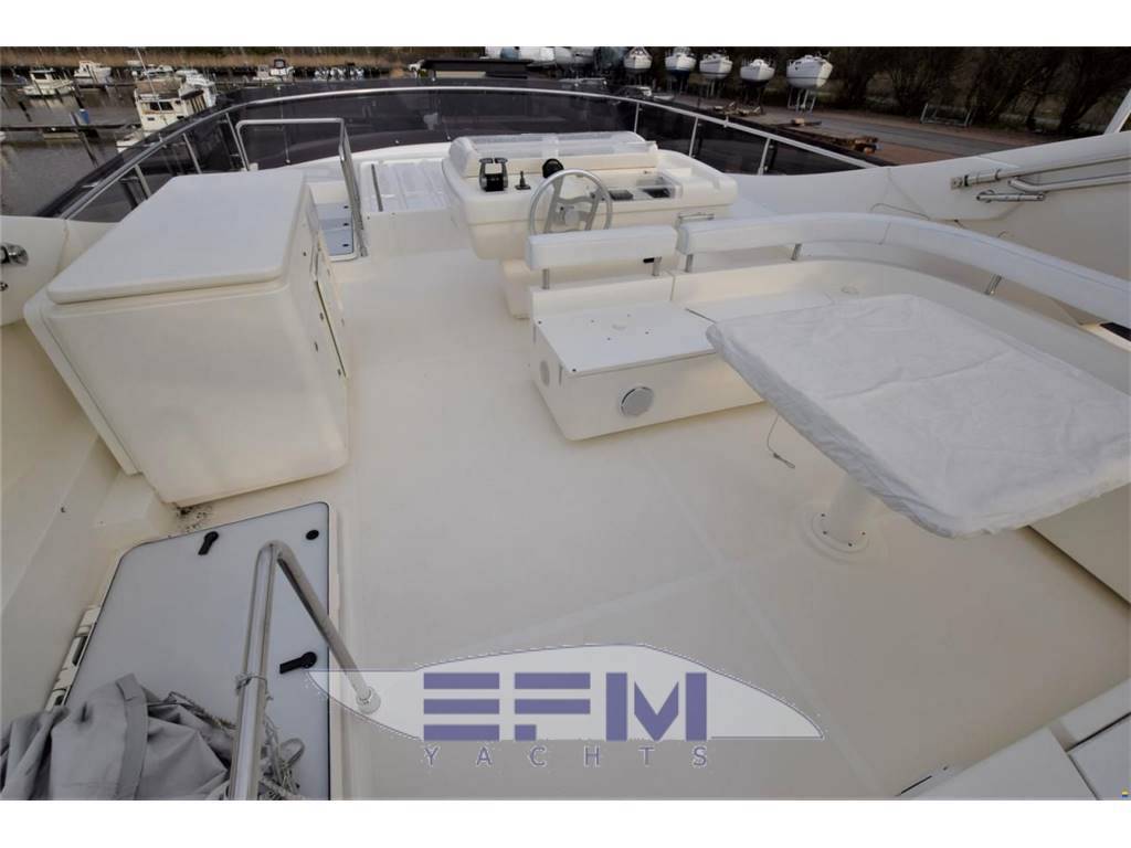 Ferretti 731