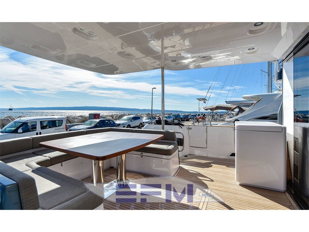 Azimut Magellano 66