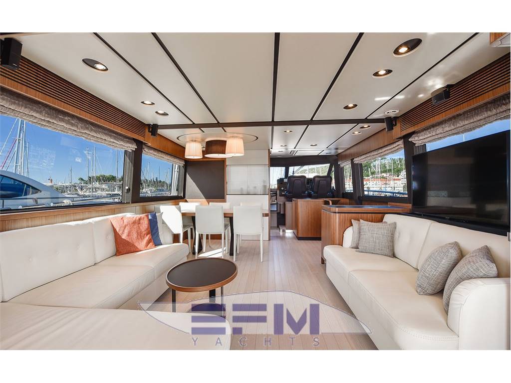 Azimut Magellano 66