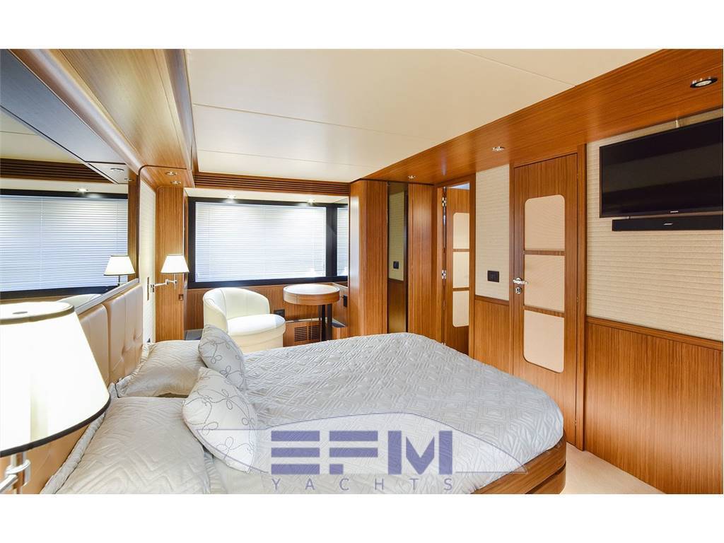 Azimut Magellano 66