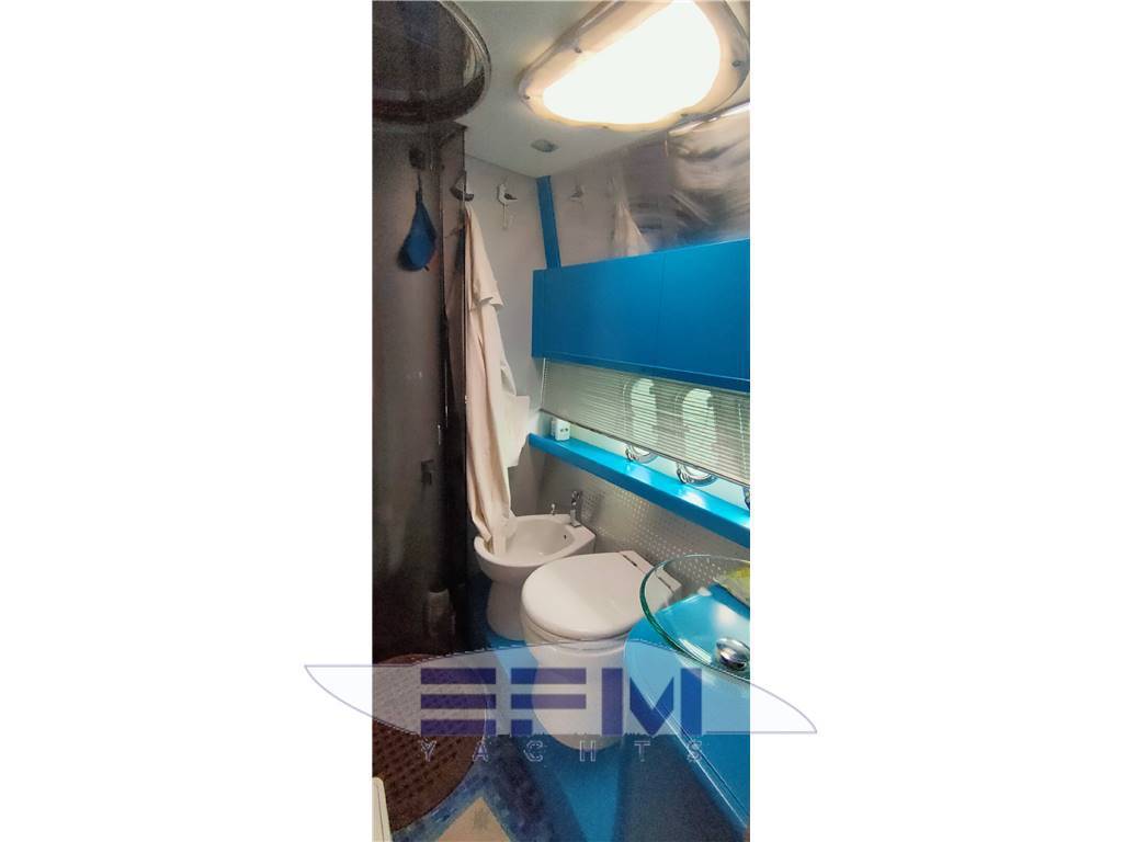 Airon marine 4300 ttop
