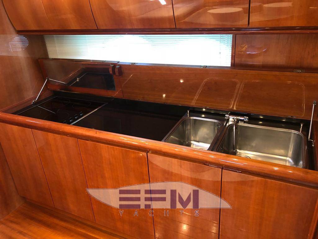 Pershing 54