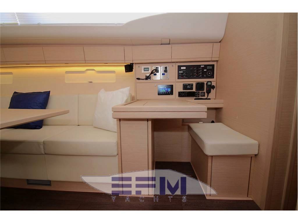 Jeanneau 54